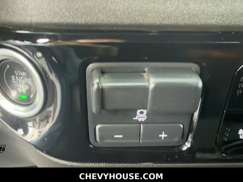 Used 2025 Chevrolet Silverado 2500 LT w/ Convenience Package AWD/4WD image 27