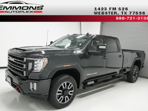 Used 2020 GMC Sierra 3500 AT4 w/ AT4 Premium Package image 1