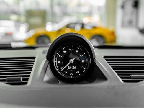 Certified 2025 Porsche 911 Carrera 4 GTS image 22