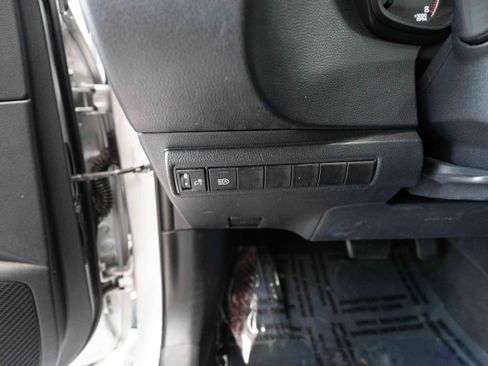 Used 2023 Toyota Corolla LE image 11