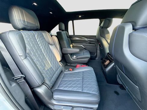 New 2025 Cadillac Escalade IQ Sport 1 image 29