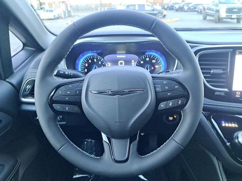 New 2026 Chrysler Pacifica Limited w/ S Appearance Package image 19