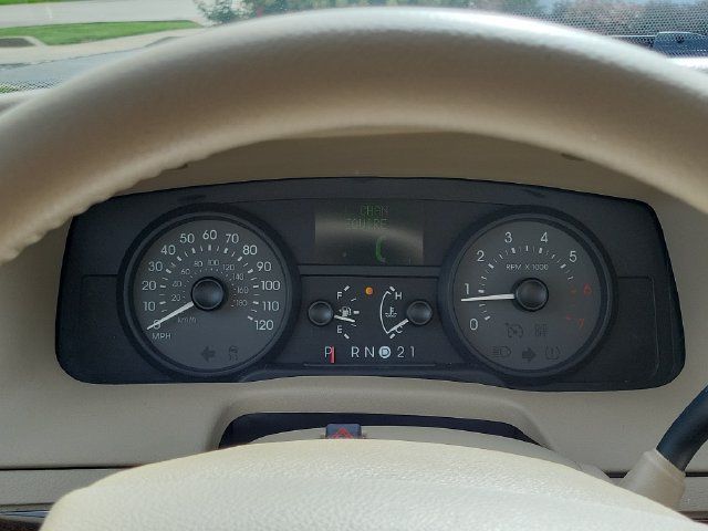 Used 2010 Mercury Grand Marquis LS RWD image 14