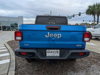 Certified 2022 Jeep Gladiator Overland w/ Popular Equipment Package