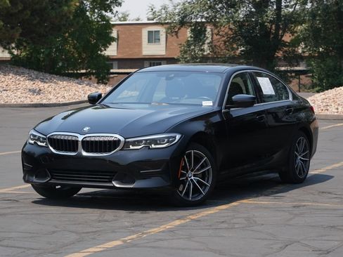 Used 2021 BMW 330i xDrive Sedan w/ Premium Package AWD/4WD image 1