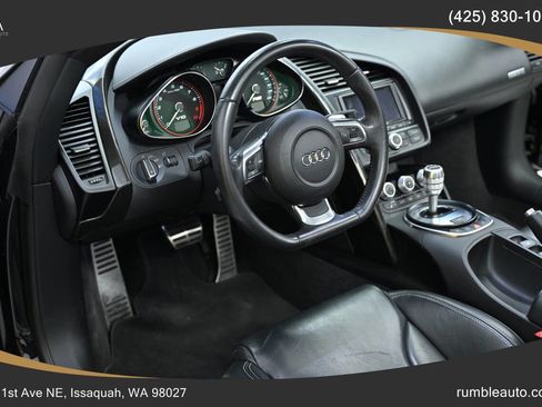 Used 2011 Audi R8 V10 image 7