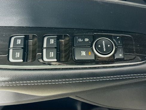 Used 2020 Kia Sorento S AWD/4WD image 17