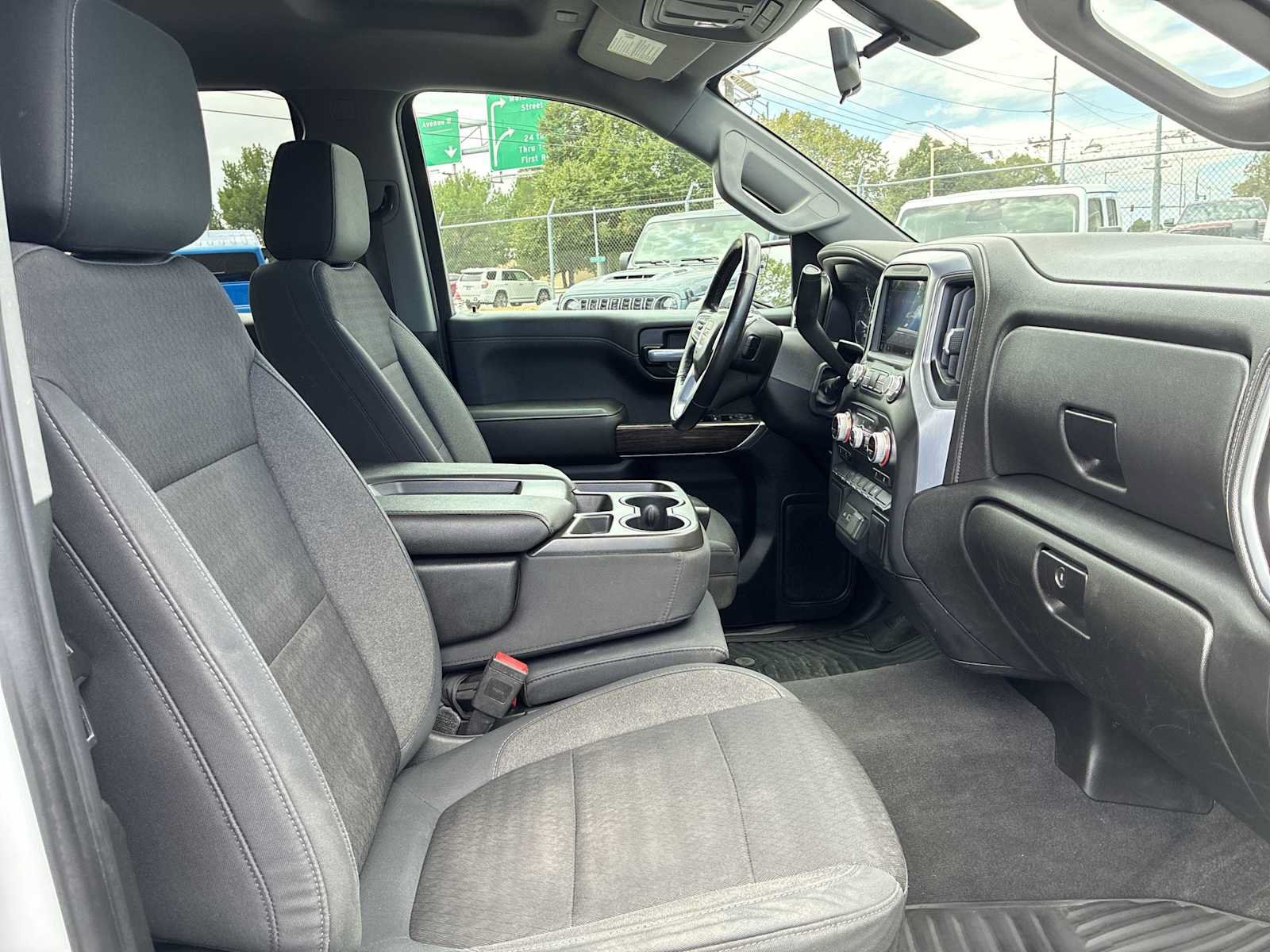 Used 2019 GMC Sierra 1500 SLE AWD/4WD image 24