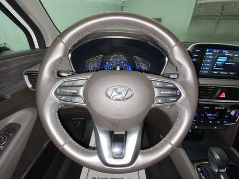 Used 2019 Hyundai Santa Fe SEL FWD image 14