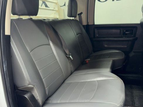 Used 2018 RAM 3500 Tradesman image 30