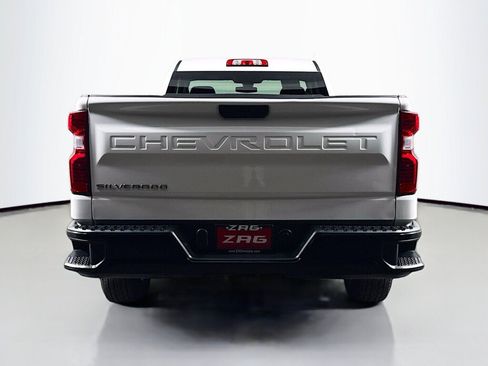 Used 2021 Chevrolet Silverado 1500 W/T w/ WT Convenience Package AWD/4WD image 4