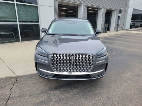 Certified 2023 Lincoln Corsair AWD w/ Equipment Group 101A image 9
