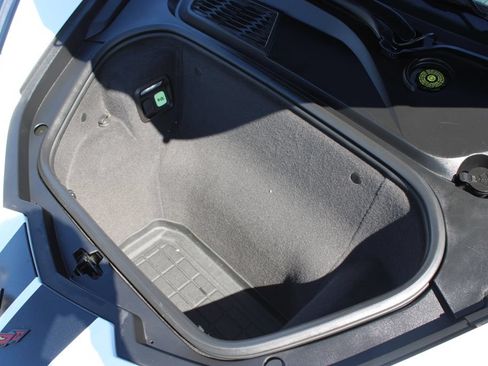 Used 2021 Chevrolet Corvette Stingray Premium Conv w/ Z51 Performance Package RWD image 9