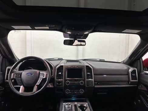 Used 2020 Ford Expedition XLT w/ Equipment Group 202A RWD image 42