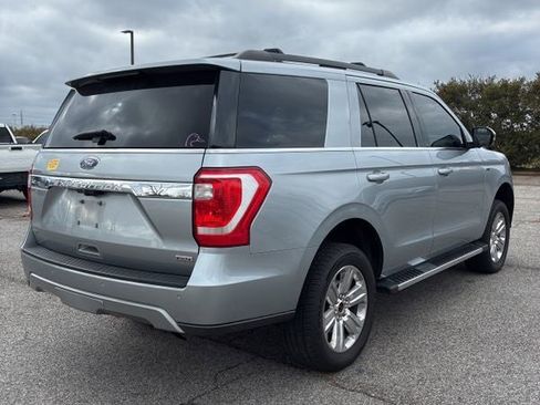 Used 2020 Ford Expedition XLT w/ Equipment Group 202A image 8