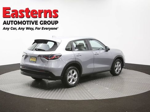 Used 2025 Honda HR-V LX image 39