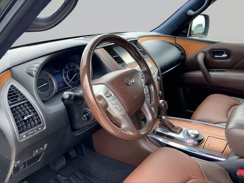 Used 2015 INFINITI QX80 4WD w/ Limited Package image 18