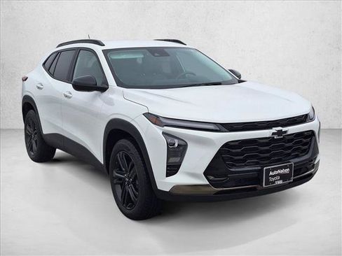 Used 2024 Chevrolet Trax ACTIV image 3