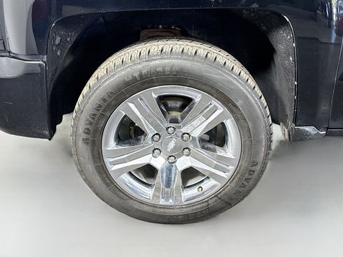 Used 2018 Chevrolet Silverado 1500 Custom image 35