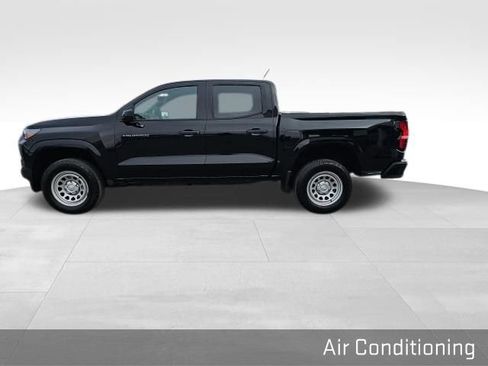 Used 2023 Chevrolet Colorado W/T image 14