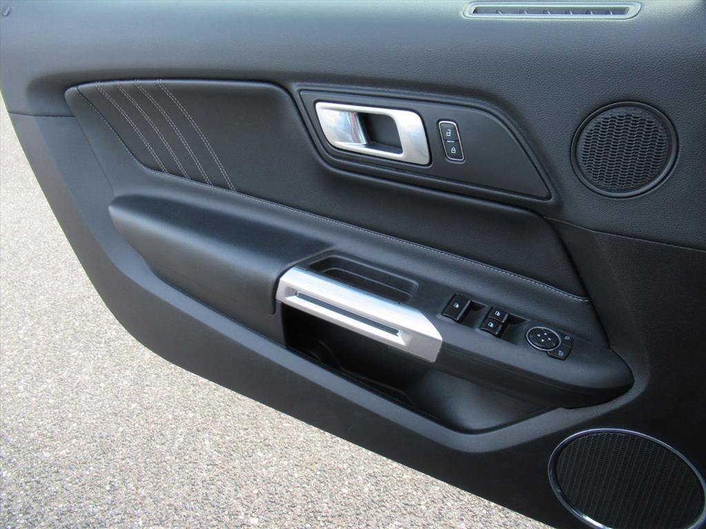 Used 2021 Ford Mustang Premium RWD image 22