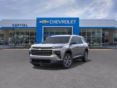 New 2026 Chevrolet Traverse LT w/ Driver Confidence Package image 8