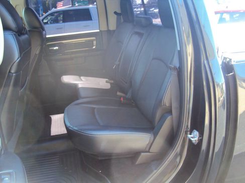 Used 2016 RAM 1500 Sport w/ Black Ram 1500 Sport Group AWD/4WD image 11
