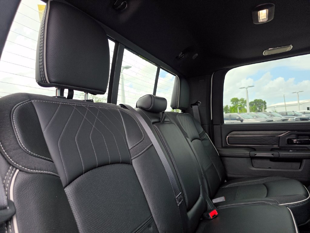 New 2026 RAM 3500 Limited AWD/4WD image 19