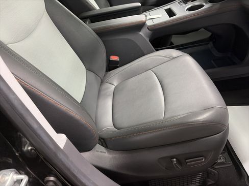 Used 2023 Toyota Sienna XSE w/ XSE Plus Package image 36