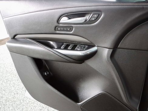 Used 2023 Cadillac XT4 Sport w/ Sun And Sound Package AWD/4WD image 22