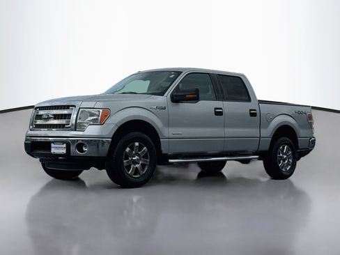 Used 2014 Ford F150 XLT w/ Equipment Group 302A Luxury AWD/4WD image 3