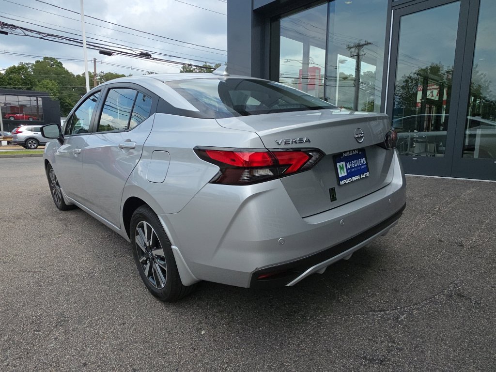 Certified 2025 Nissan Versa SV w/ Trunk Package FWD image 4
