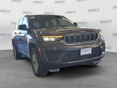 New 2025 Jeep Grand Cherokee Laredo X w/ Luxury Tech Group I