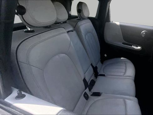 Used 2018 MINI Cooper Countryman FWD image 18