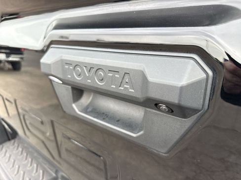 Used 2025 Toyota Tacoma TRD Pro image 38