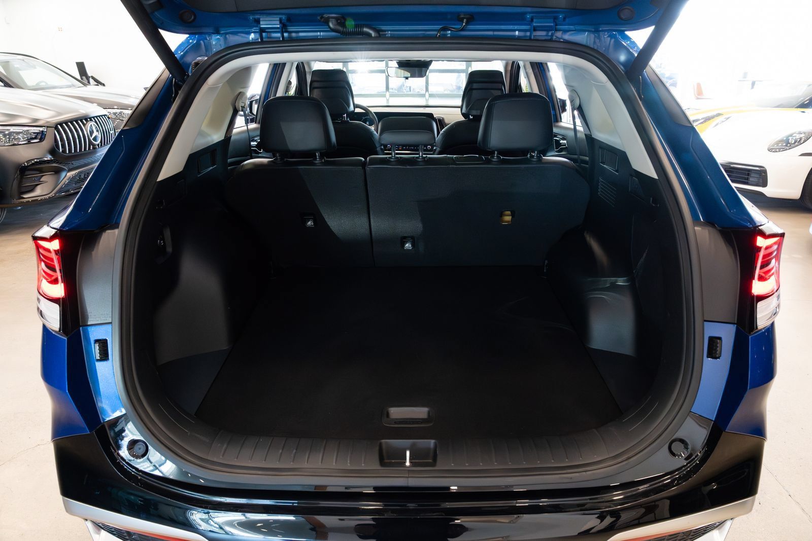 Used 2023 Kia Sportage SX AWD/4WD image 8