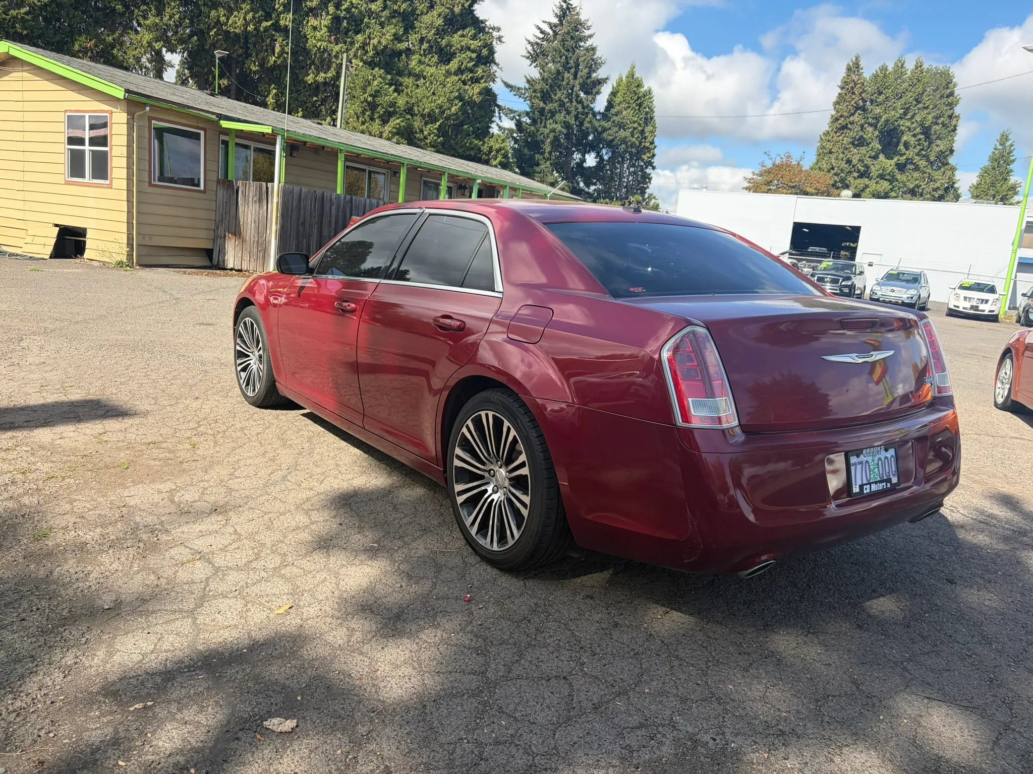 Used 2012 Chrysler 300 S RWD image 5