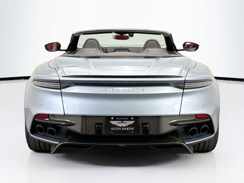 Used 2021 Aston Martin DBS Superleggera Volante image 6
