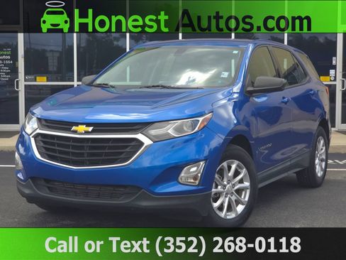 Used 2019 Chevrolet Equinox LS FWD image 1