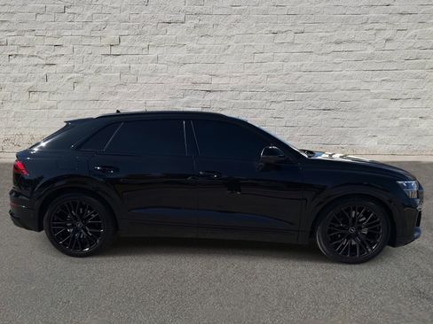 Used 2024 Audi SQ8 Premium Plus w/ Executive Package image 4