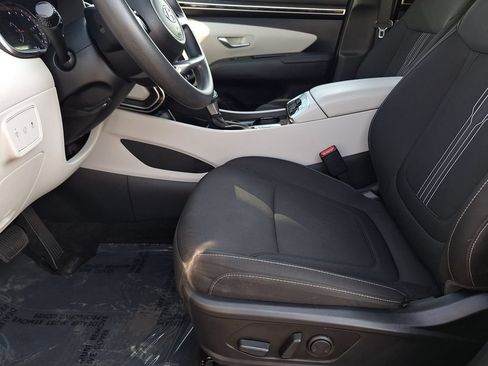 Used 2024 Hyundai Tucson SEL FWD image 11