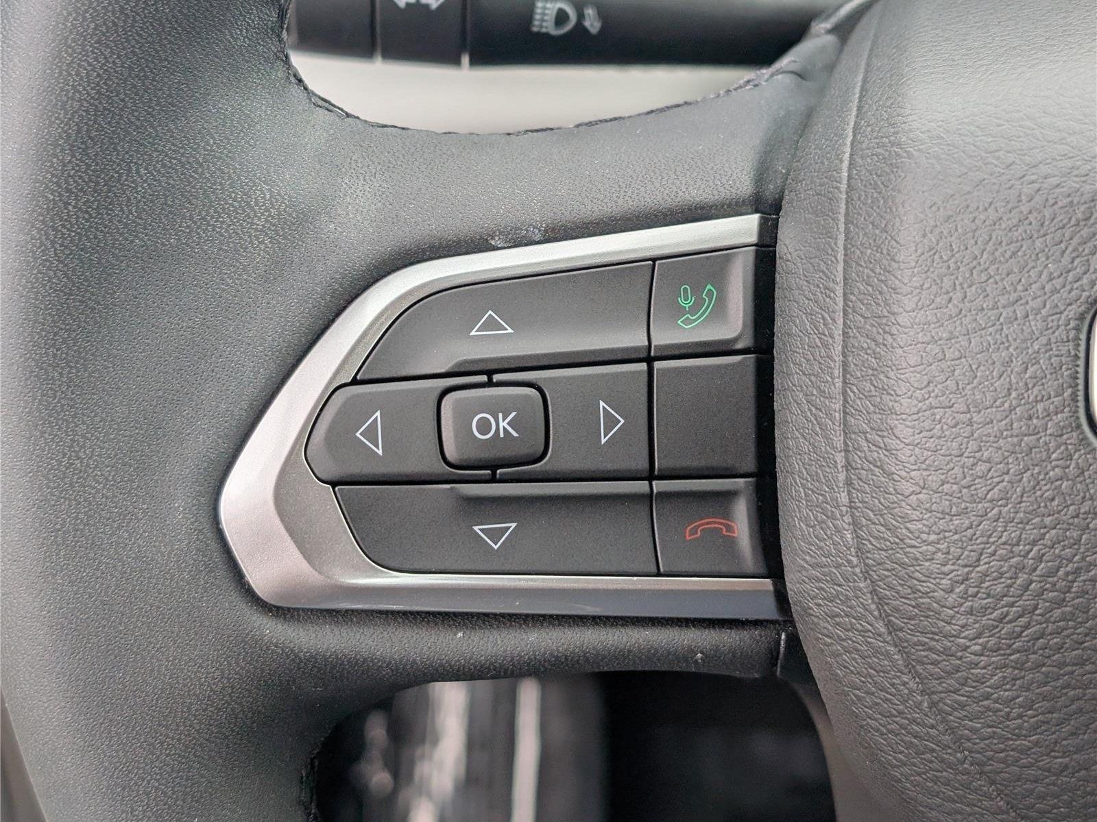Used 2023 Jeep Compass Limited AWD/4WD image 22