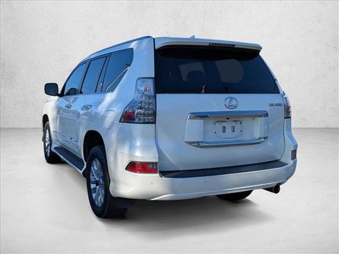 Used 2018 Lexus GX 460 Premium w/ Premium Package image 7