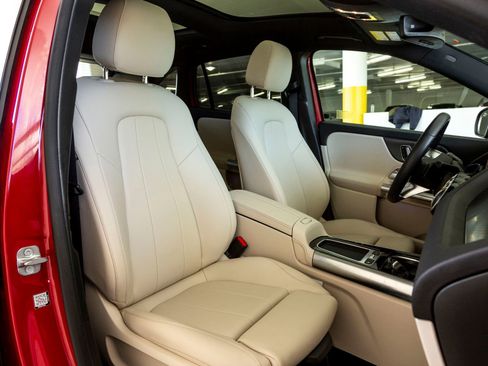 Used 2025 Mercedes-Benz GLA 250 GLA 250 image 31