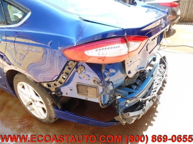 Used 2013 Ford Fusion SE FWD image 10