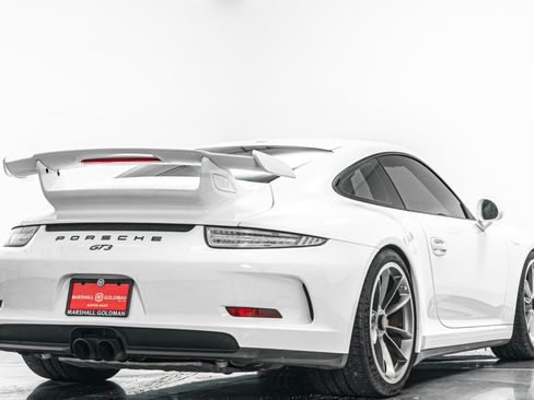 Used 2014 Porsche 911 GT3 RWD image 9