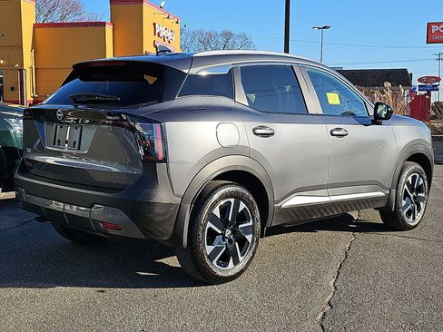 Used 2026 Nissan Kicks SV w/ Charging Package AWD/4WD image 7