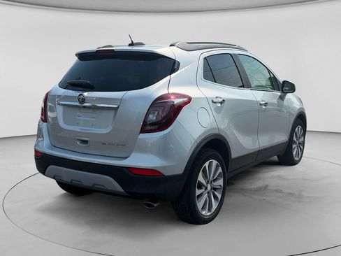 Used 2020 Buick Encore Preferred FWD image 9