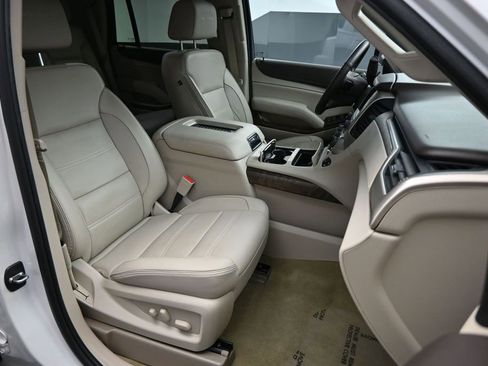 Used 2018 GMC Yukon Denali w/ Denali Ultimate Package AWD/4WD image 15