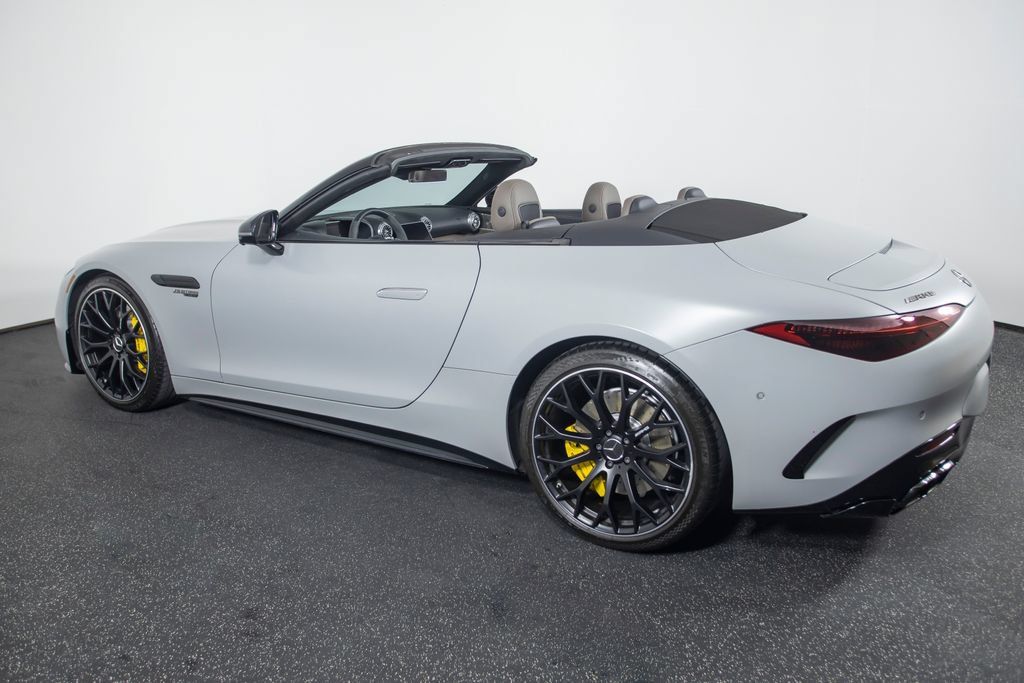 Used 2022 Mercedes-Benz SL 63 AMG 4MATIC image 14